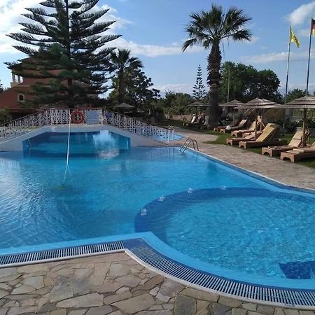 Hellens Village Almiros Beach Екстер'єр фото