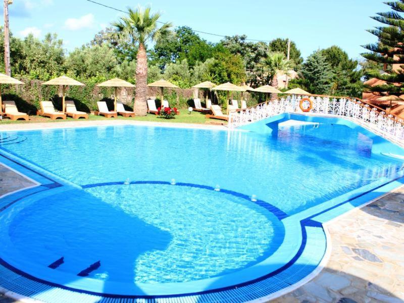 Hellens Village Almiros Beach Екстер'єр фото
