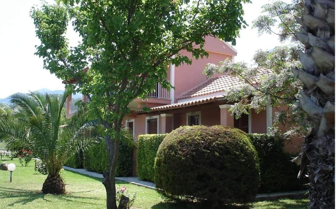 Hellens Village Almiros Beach Екстер'єр фото