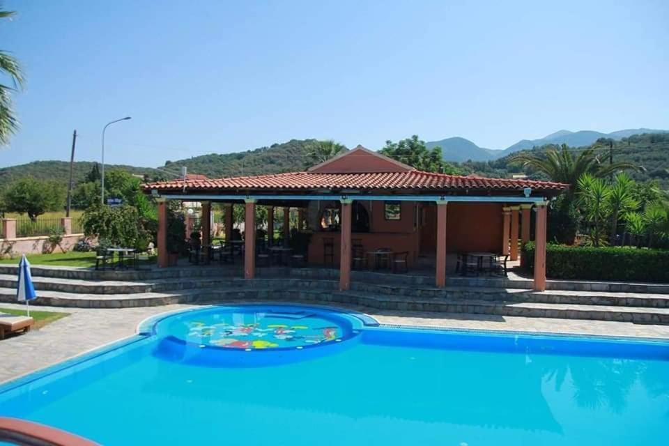Hellens Village Almiros Beach Екстер'єр фото