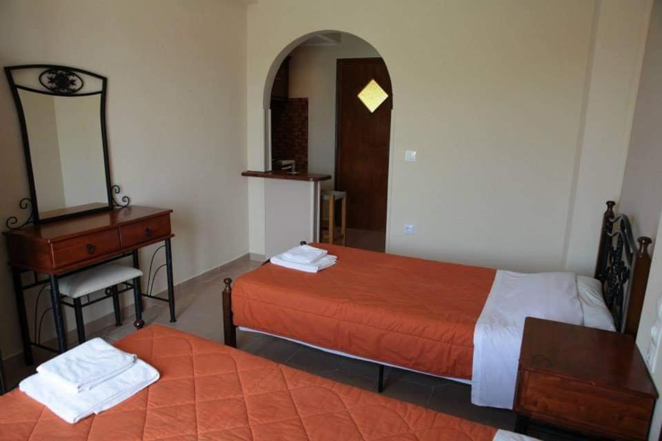 Hellens Village Almiros Beach Екстер'єр фото