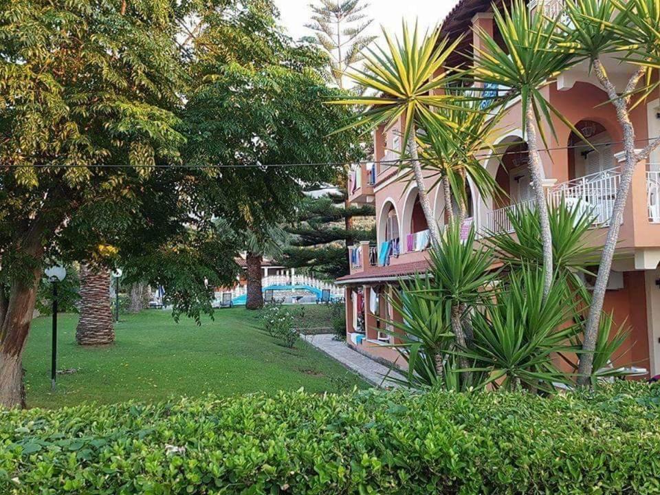 Hellens Village Almiros Beach Екстер'єр фото