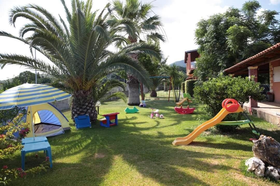 Hellens Village Almiros Beach Екстер'єр фото